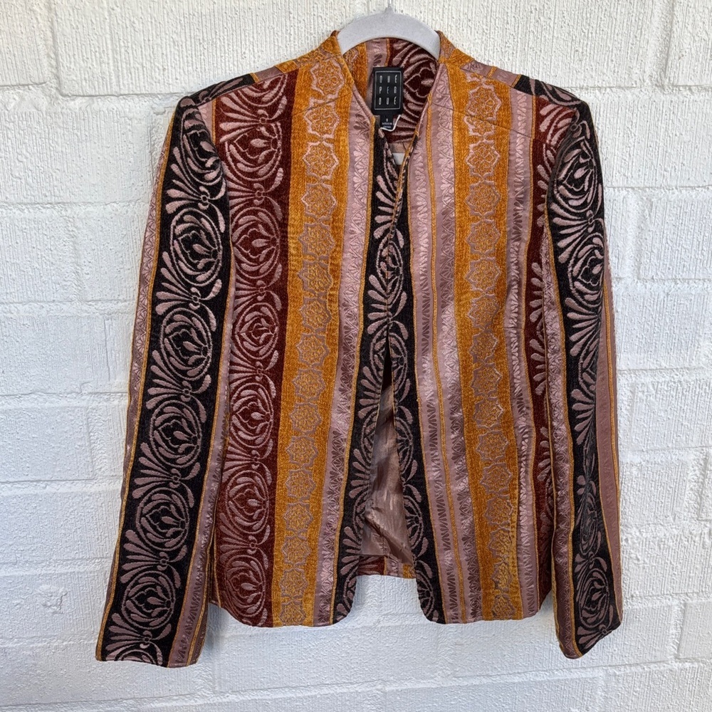due per due Tapestry Textured Open Front Chic Vintage Blazer sz 8